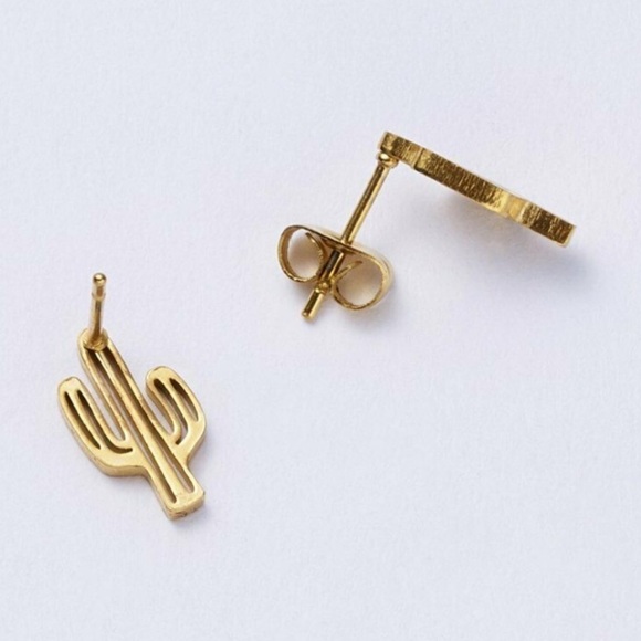 FINAL PRICE! 1 LEFT!✨Minimalist cactus earrings - Picture 4 of 7